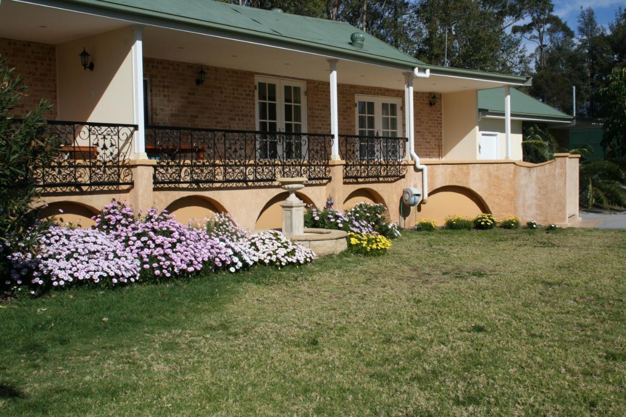 Colin'S Garden Apartment Bomaderry Exterior photo