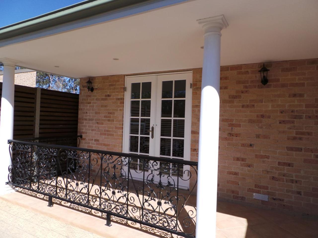 Colin'S Garden Apartment Bomaderry Exterior photo