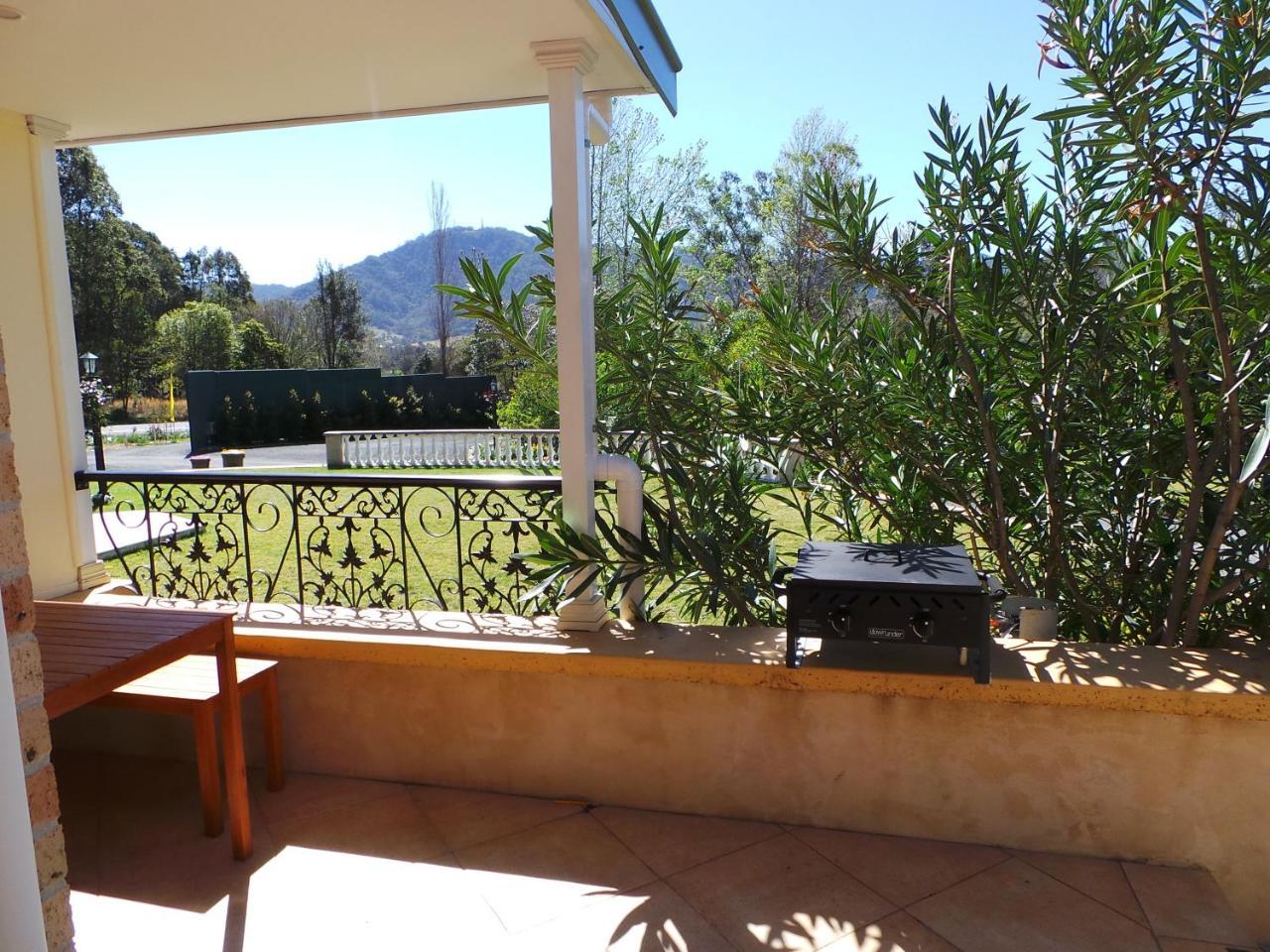 Colin'S Garden Apartment Bomaderry Exterior photo